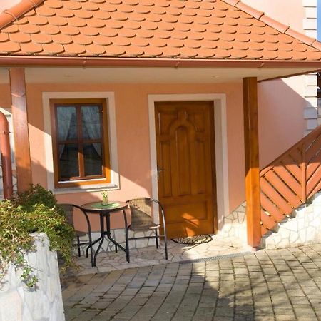 Planinca -Hisa Z Razgledom Apartman Smarje pri Jelsah Kültér fotó